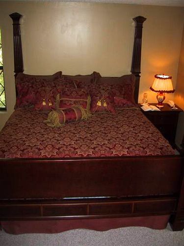 The Foxtrot Bed And Breakfast Гетлинбург Екстериор снимка